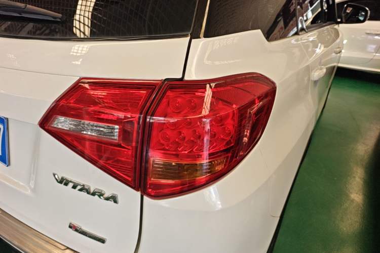 Used Suzuki Vitara 2016 1.4T Automatic Two-Wheel Drive Luxury Version
