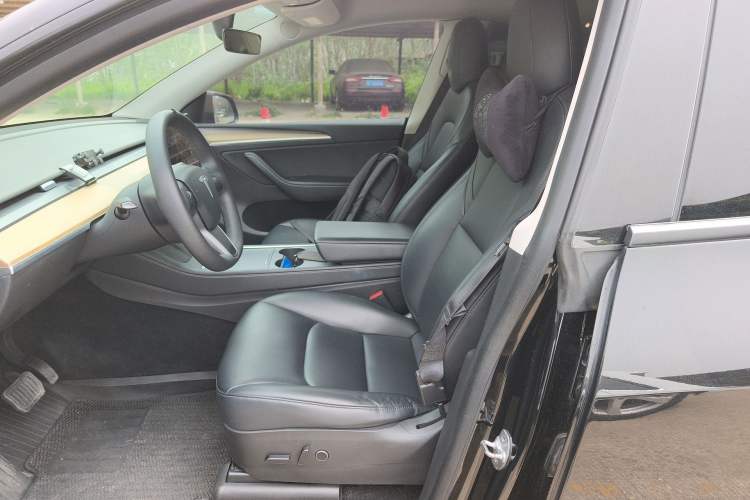 Used Tesla Model Y 2021 Standard Range Rear-Wheel Drive Version