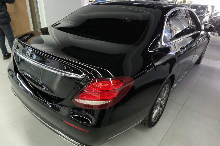 Used Mercedes-Benz E-Class 2019 E 300 L Luxury Model
