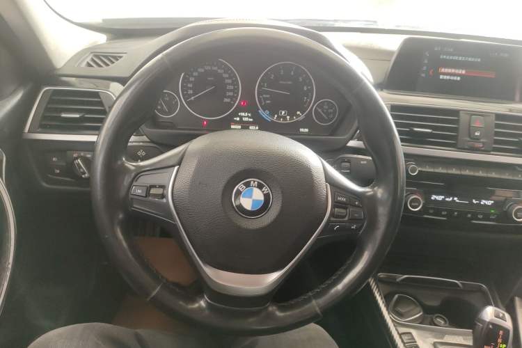 Used BMW 3 Series 2018 320Li Fashion Model
