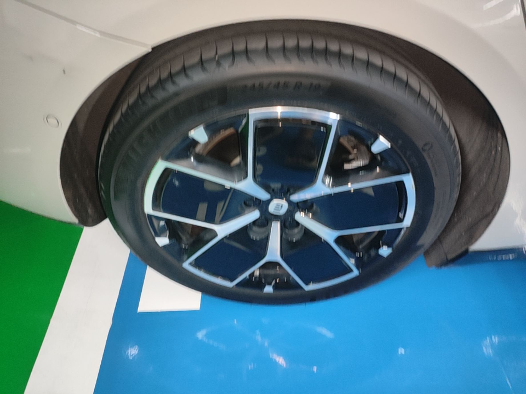 Xiaomi Auto SU7 2024 Rear-Drive Long-Range Intelligent Driving Version — снимка 11