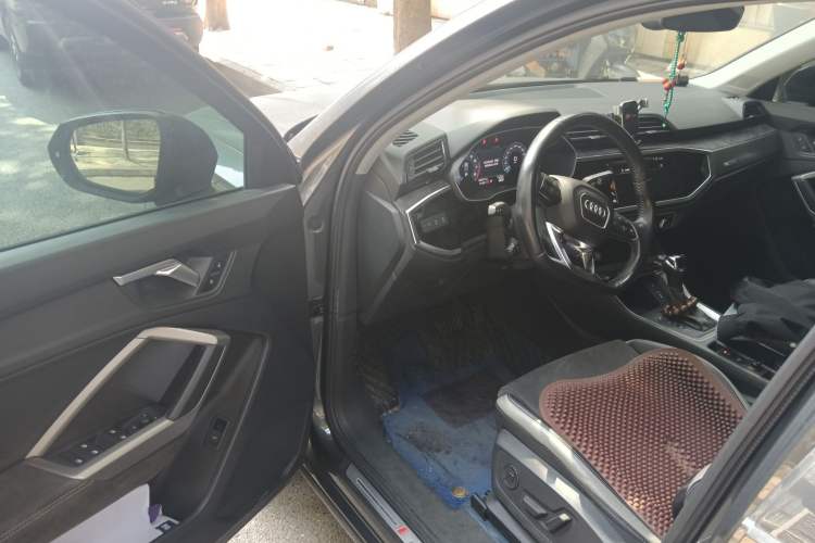 Used Audi Q3 2020 35 TFSI Fashion Dynamic Model