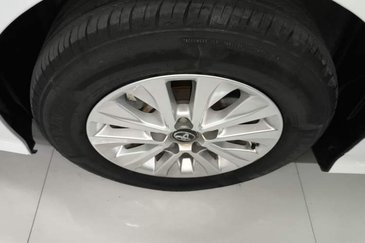 Used Toyota Corolla 2021 Dual-Engine 1.8L E-CVT Pioneer Edition
