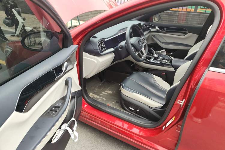 Used BYD Qin PLUS 2021 DM-i 120KM Flagship Model Driver Seat