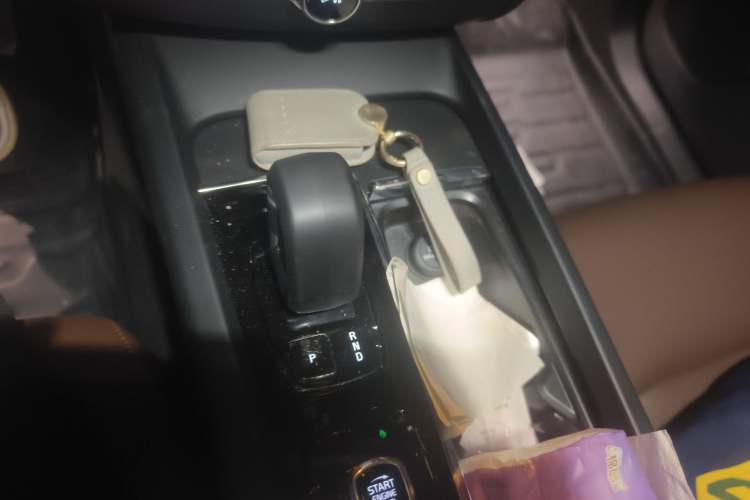 Used Volvo XC60 2023 B5 4x4 Smart Luxury Edition