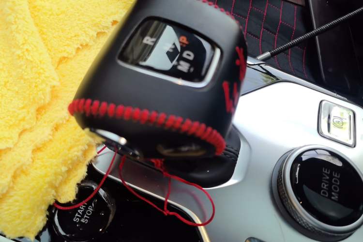 Used Hongqi HS5 2019 2.0T Smart Connect Flagship Edition Gear Lever