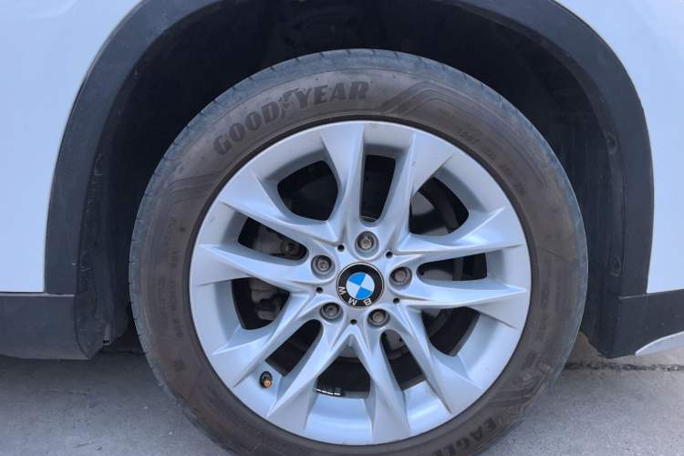 Used BMW X1 2014 sDrive18i Leading Model