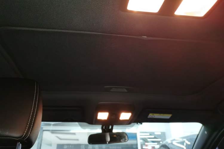 Used Mazda CX-4 2018 2.0L Automatic Two-Wheel Drive Blue Sky Luxury Edition
