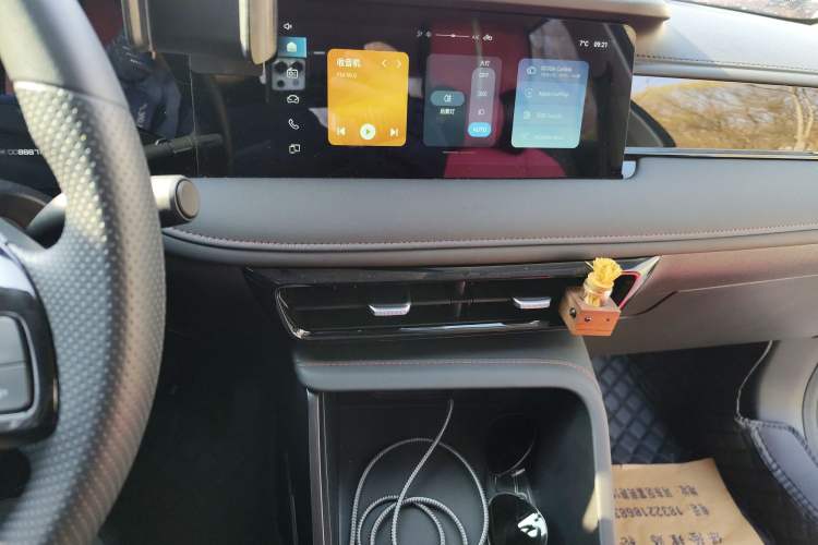 Used Roewe i5 2023 1.5L Manual Comfort Edition
