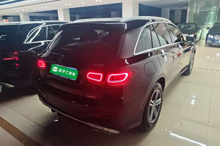 Used Mercedes-Benz GLC 2020 GLC 260 L 4MATIC Luxury Model Rear Right 45 Deg