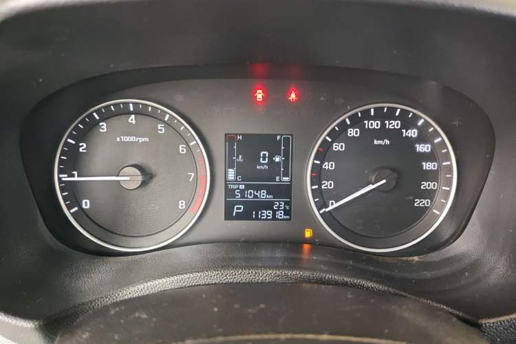 Used Hyundai ix25 2015 1.6L Automatic Two-Wheel Drive Smart GLS Trim Instrument Cluster