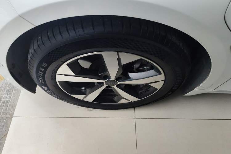 Used Zeekr 001 2023 WE Edition 100 kWh
