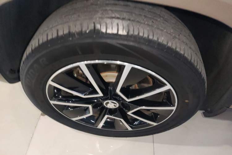 Used Skoda Karoq 2019 TSI280 Smart Drive Elite Edition China V Standard Left Front Wheel Hub