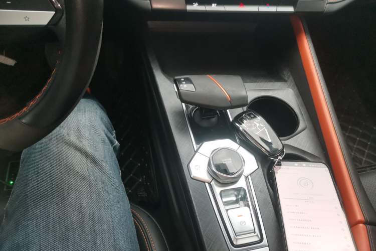 Used CHANGAN UNI-V iDD 2023 Zhidian iDD 1.5T 113km Smart & Fun Version (Rapid Edition)
