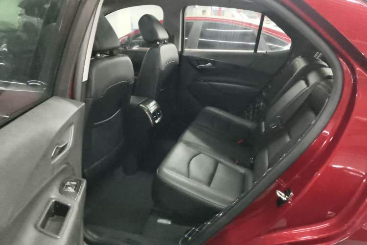 Used Chevrolet Equinox 2017 535T Automatic YuJie Edition Left Rear Seat