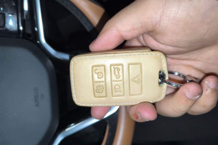 Used Land Rover Discovery Sport 2022 249 PS Metropolitan Edition 5 Seats
