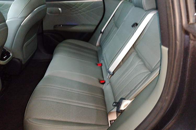 Used Deepal S07 2025 215Max Deep Blue Intelligent Driving AD PRO Range-Extended Version Left Rear Seat