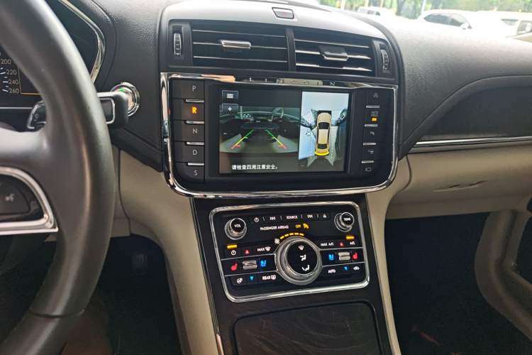 Used Lincoln Continental 2019 2.0T Two-Wheel Drive Prestige Version China VI Standard
