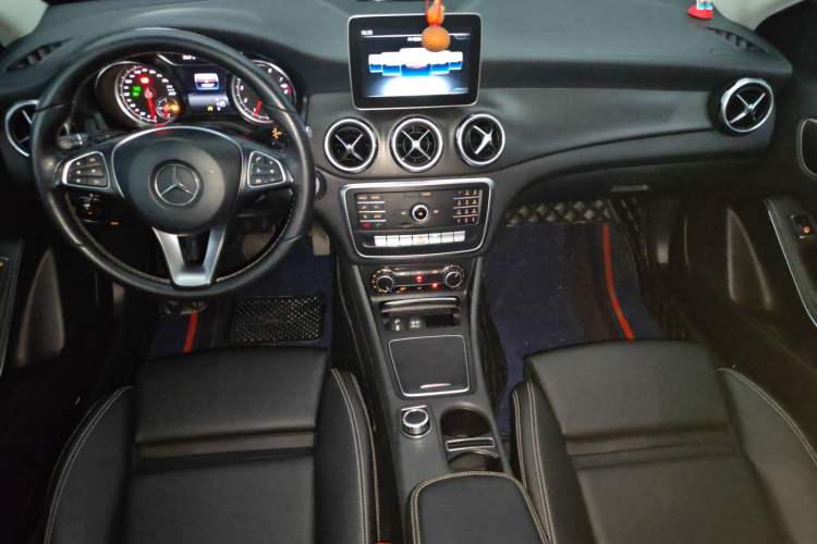 Used Mercedes-Benz GLA 2018 GLA 200 Fashion Model
