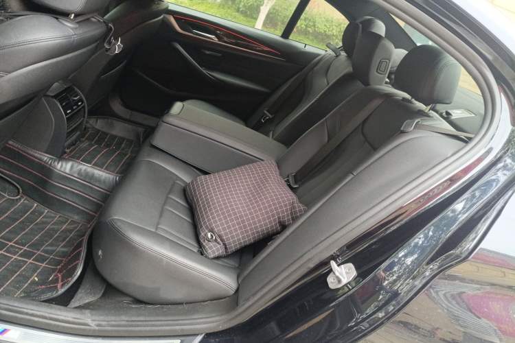 Used BMW 5 Series 2018 525Li M Sport Package