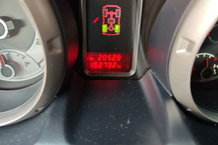 Used Mitsubishi Pajero 2019 3.0L Automatic Prestige Edition Odometer Close Up