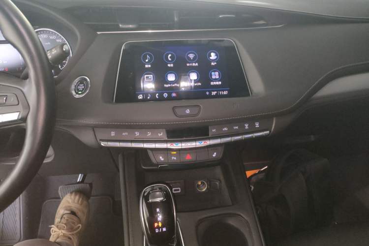 Used Cadillac XT4 2021 28T Two-Wheel Drive Leading Version Audio And AC Panel