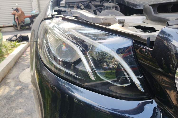 Used Mercedes-Benz E-Class 2019 Restyled E 300 L Sporty and Stylish Edition