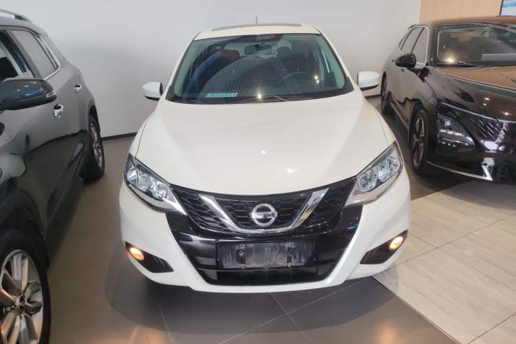 Used Nissan Tiida 2016 1.6L CVT Cool Dynamic Edition Front