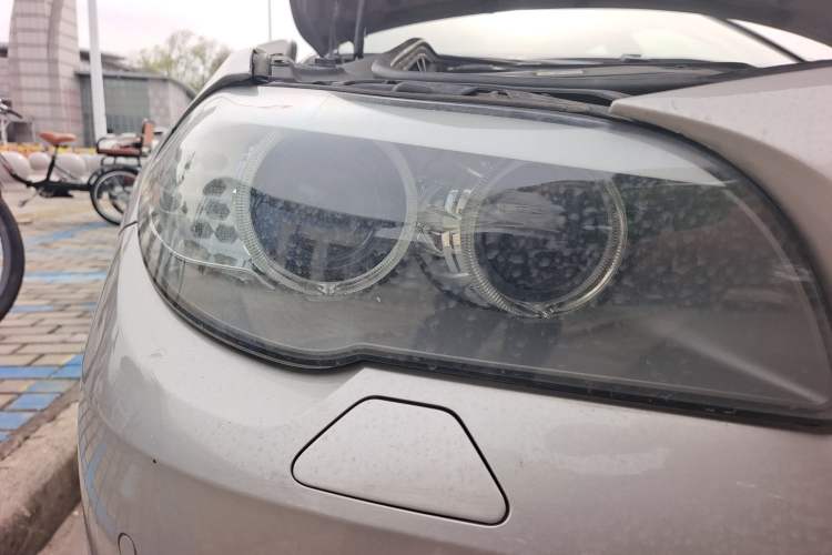 Used BMW 5 Series 2013 525Li Leading Model
