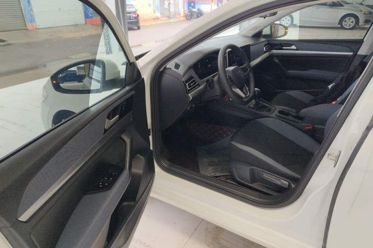 Used Volkswagen Lavida 2023 Revised 1.5L Automatic DeYi Edition
