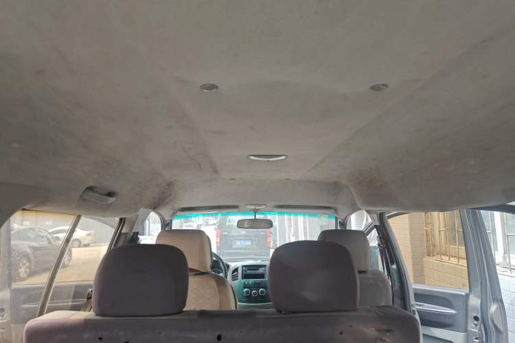 Used FORTHING Lingzhi 2013 V3 1.5L 7-Seater Standard Model II
