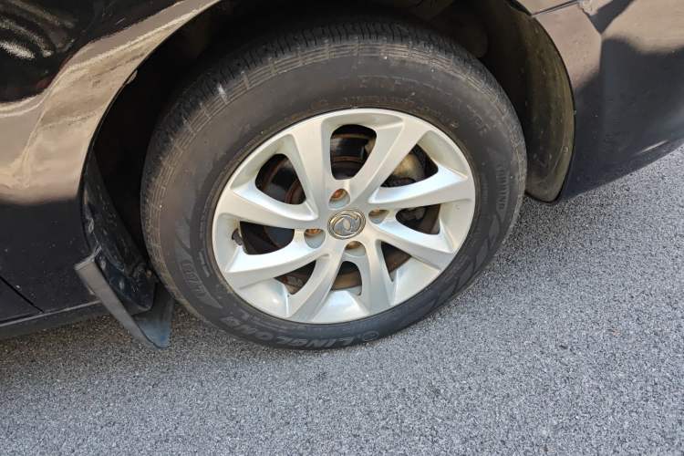 Used Dongfeng Aeolus S30 2014 1.5L Automatic ZunYa Model
