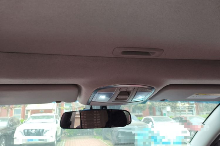 Used Hyundai Tucson 2015 1.6T Dual-Clutch Two-Wheel-Drive Smart Model Headliner