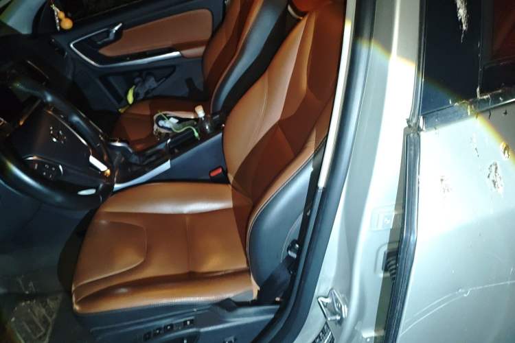 Used Volvo S60 2018 S60L T4 Smart & Ambitious Edition
