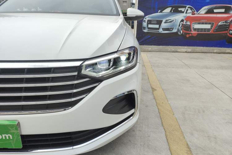 Used Volkswagen Lavida 2023 Revised Version 1.5L Automatic 5 Millionth Edition Left Front Headlight