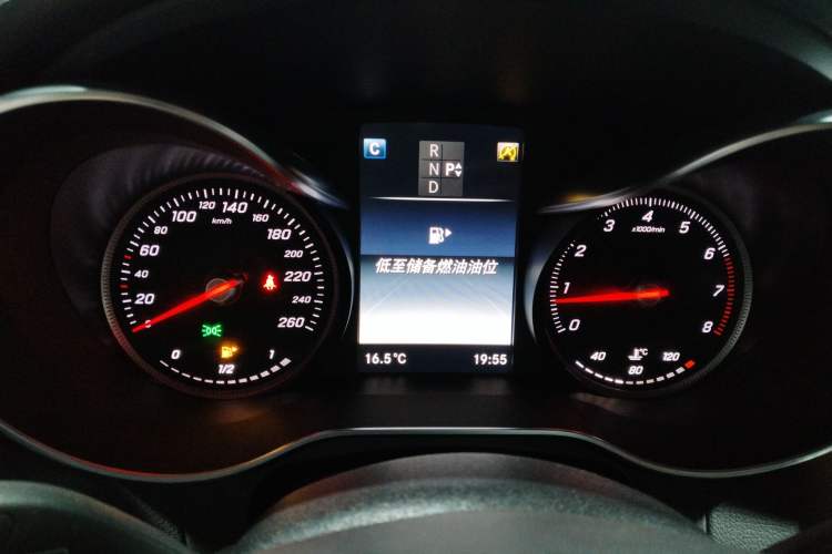 Used Mercedes-Benz GLC 2019 GLC 260 L 4MATIC Dynamic Model