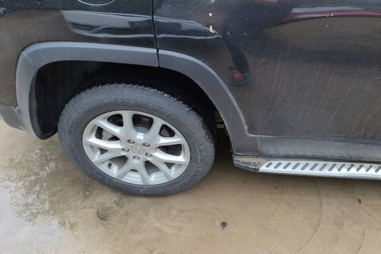 Used Jeep Cherokee 2016 2.0L Superior Edition