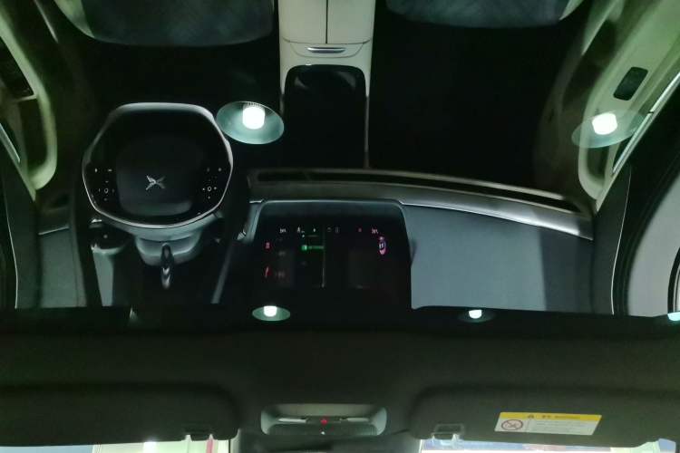 Used XPeng P7 2023 586E
