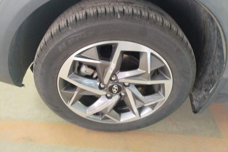 Used Hyundai Tucson 2020 280TGDi Two-Wheel-Drive GLS Smart Connectivity Version China VI Standard Left Front Wheel Hub