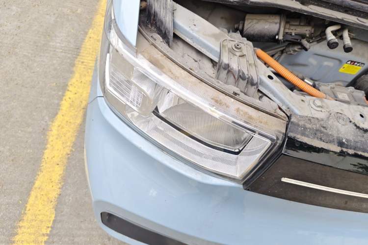 Used Wuling Hongguang MINIEV 2021 Macaron Premium Model – Lithium Iron Phosphate Right Front Headlight