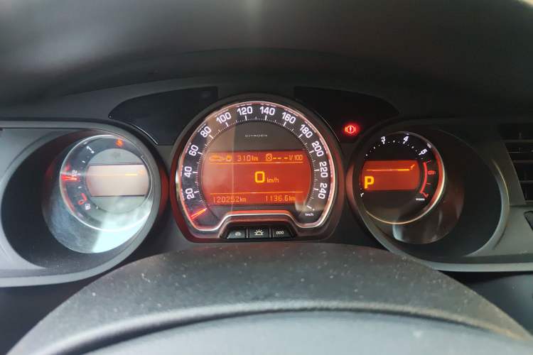 Used Citroen C5 2014 2.0L Automatic Luxury Edition