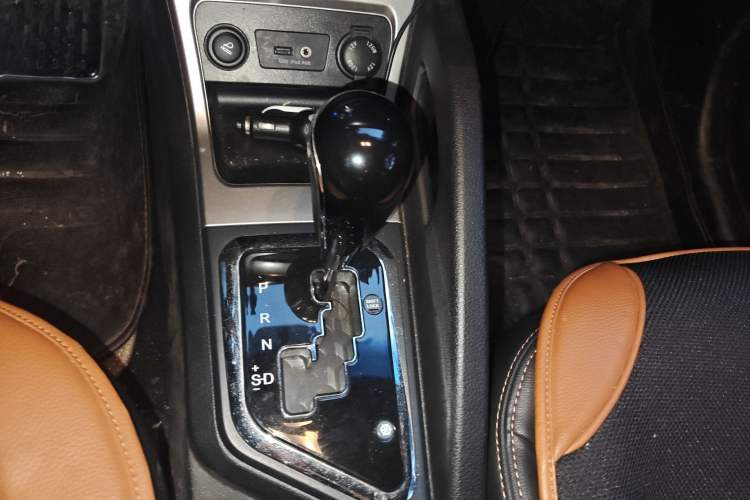 Used JAC Group Refine S3 2014 1.5L CVT Luxury Smart Model
