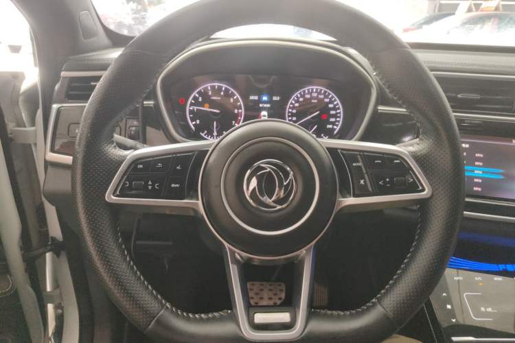 Used Dongfeng Fengon ix5 2019 220T CVT ZhiShang Trim China V Standard