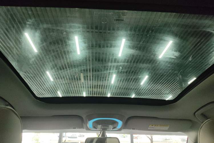 Used Zotye Domy X7 2017 Upgraded Edition 2.0T DCT Huangshan Model 7 Seats Headliner