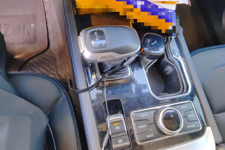 Used BAIC Off-Road BJ40 2020 2.0T Automatic Four-Wheel Drive Urban Hunter Edition Chivalrous Type Gear Lever