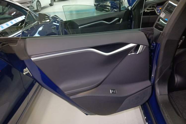 Used Tesla Model S 2017 S 75D Standard Range Edition
