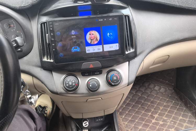 Used Hyundai Celesta 2011 1.6L Manual Comfort Edition Audio And AC Panel