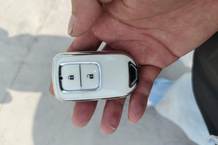 Used Honda Jade 2017 1.8L automatic Comfort version 5 seats
