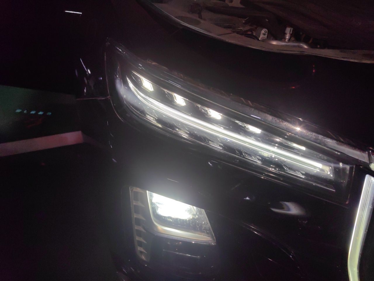 Hongqi H5 2023 1.5T DCT Smart Connect Flagship Edition - Chinese Trim Yun — снимка 7