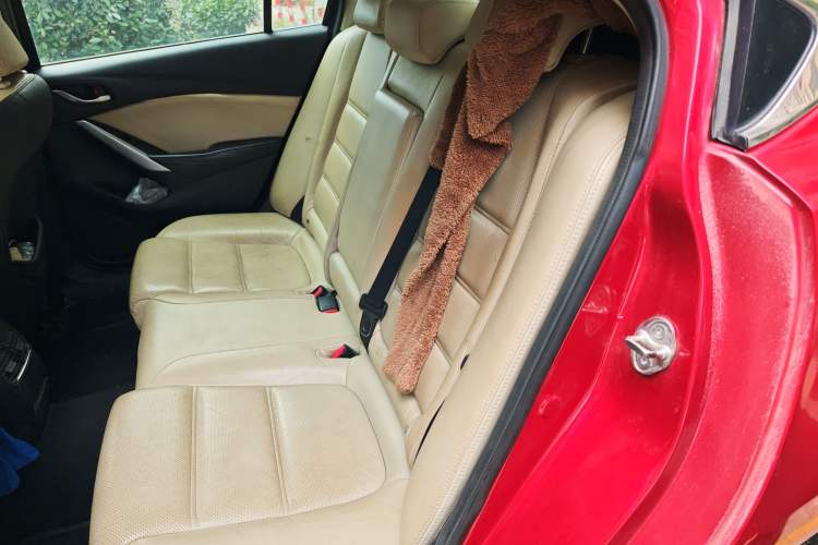 Used Mazda Atenza 2014 2.0L Blue Sky Luxury Edition
